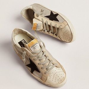 USED Golden Goose Deluxe Brand sneakers 37